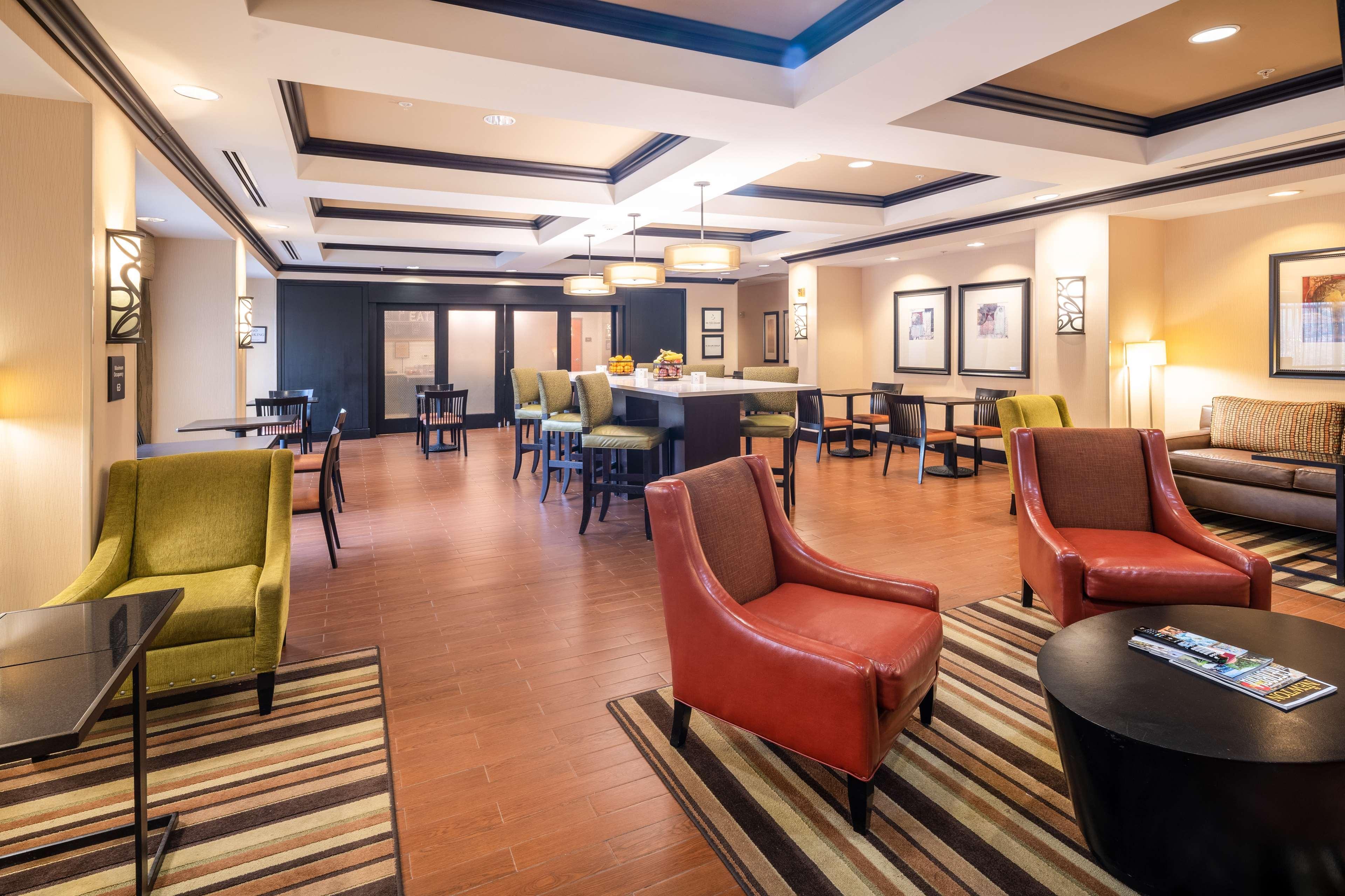 Hotel Hampton
