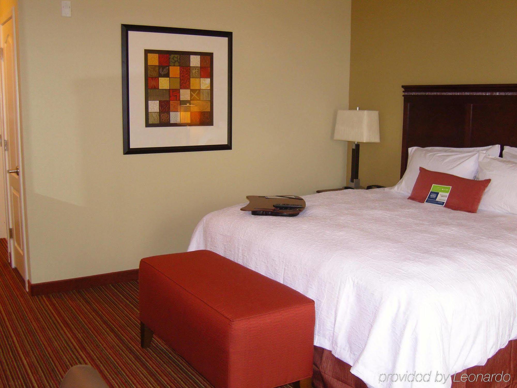 Hampton Hotel 3*